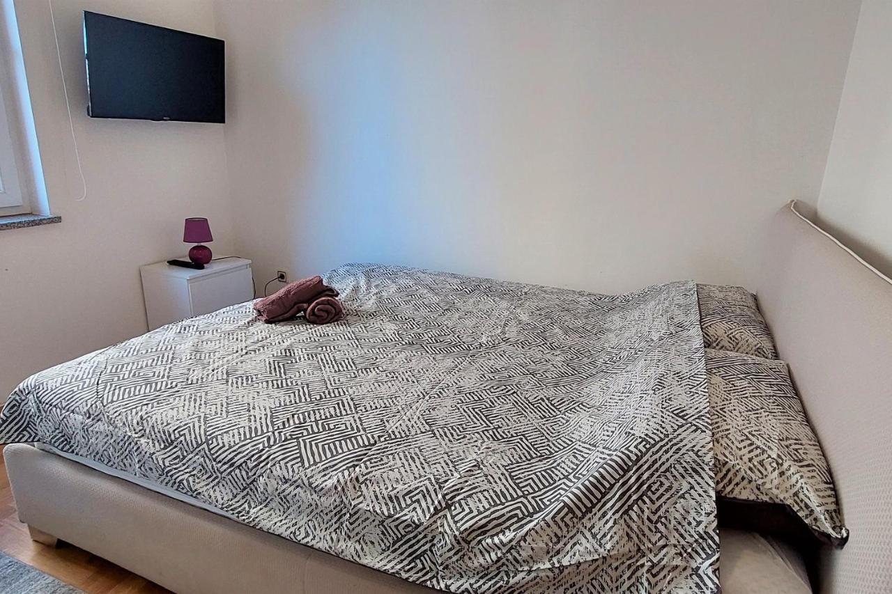 Apartman Crikvenica 35862 - Rea エクステリア 写真